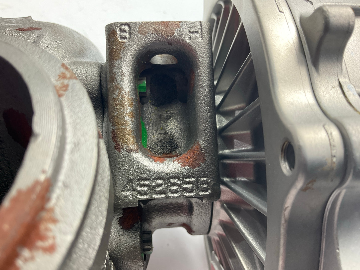 LIGHT SURFACE RUST, REMAN Rotomaster A8380100R Turbocharger Turbo 1999 FORD 7.3L