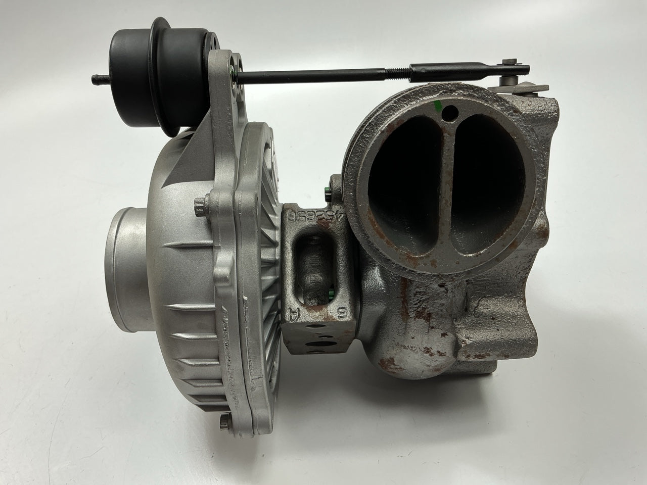 LIGHT SURFACE RUST, REMAN Rotomaster A8380100R Turbocharger Turbo 1999 Ford 7.3L