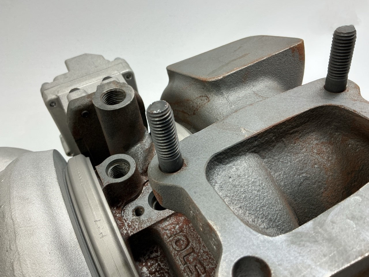 LIGHT SURFACE RUST Rotomaster H8300124R Turbocharger Turbo For 13-18 Ram CUMMINS