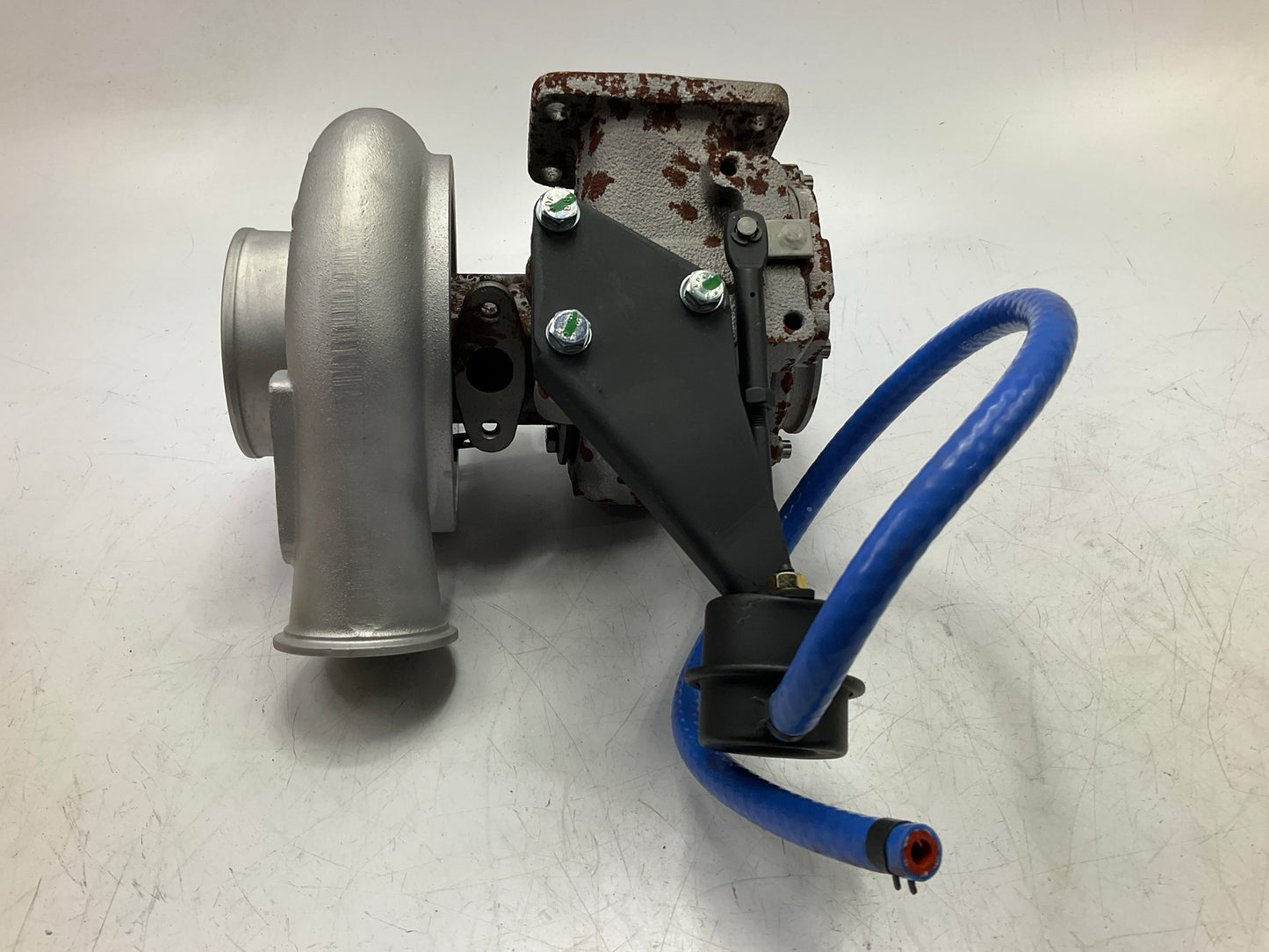 SURFACE RUST AS IS H8350105R Turbo For 1996-1998 Dodge 5.9L Cummins Manual Trans