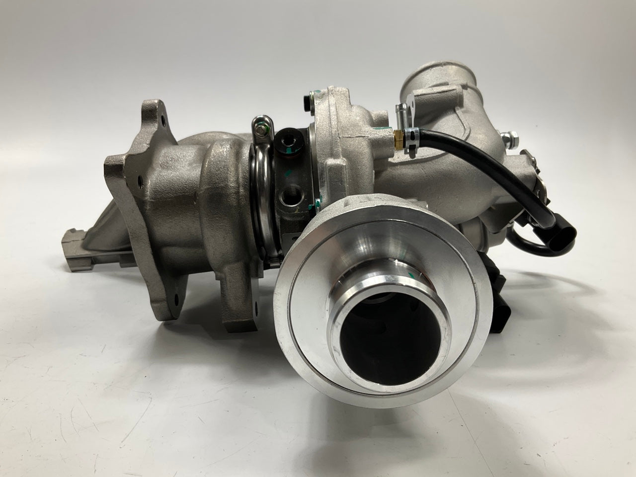 REMAN. Rotomaster K8030106R Turbocharger For 2005-2009 Audi A4 , A4 Quattro 2.0L