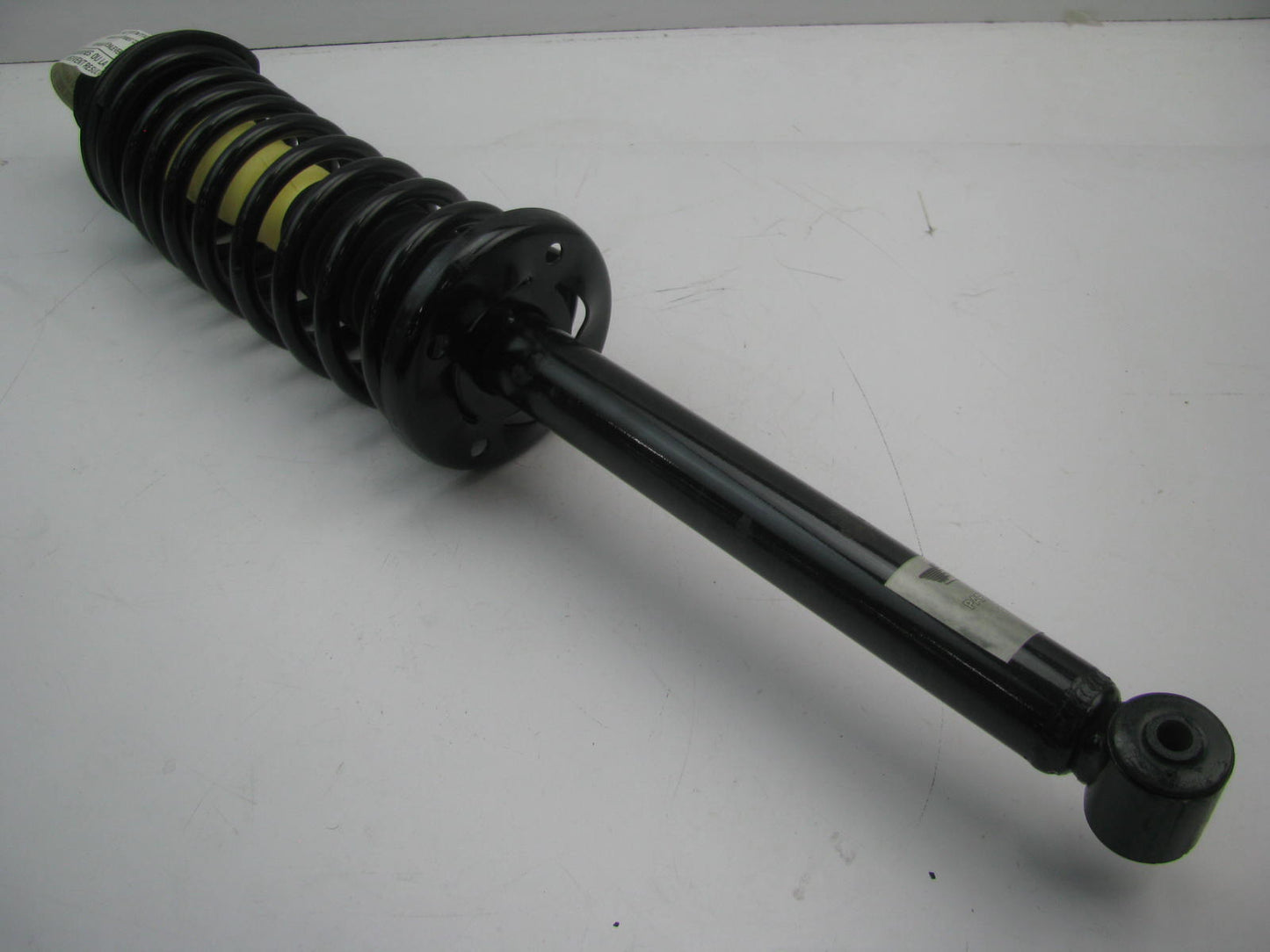 RSS 15110 Suspension Strut & Coil Spring Assembly - Rear