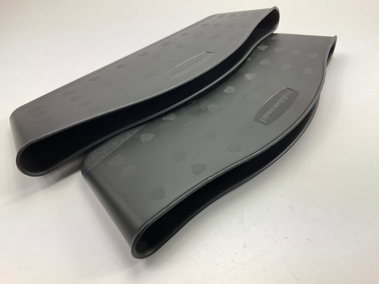 Rubbermaid 3354-00 Car Seat Wedge Plastic Storage Organizer Seat Gap Filler PAIR