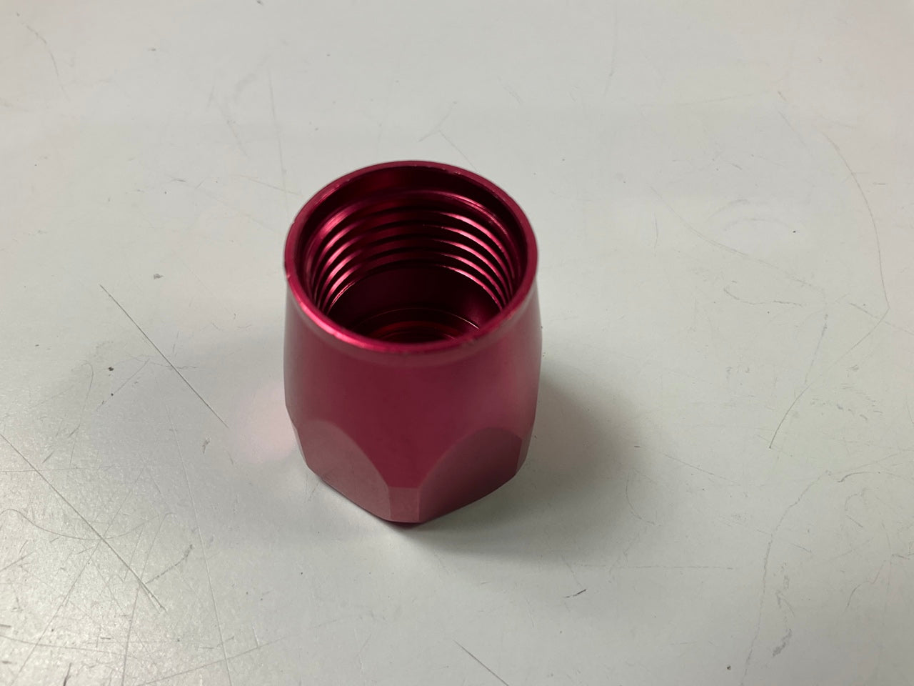 Russell 610180 Red / Blue Anodized Aluminum -10AN 90-Degree Hose End Fitting