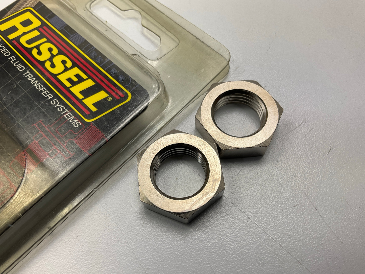 (2) Russell 661891 6AN  (9/16'' -18) Thread Bulkhead Nut Endura Adapter Fittings