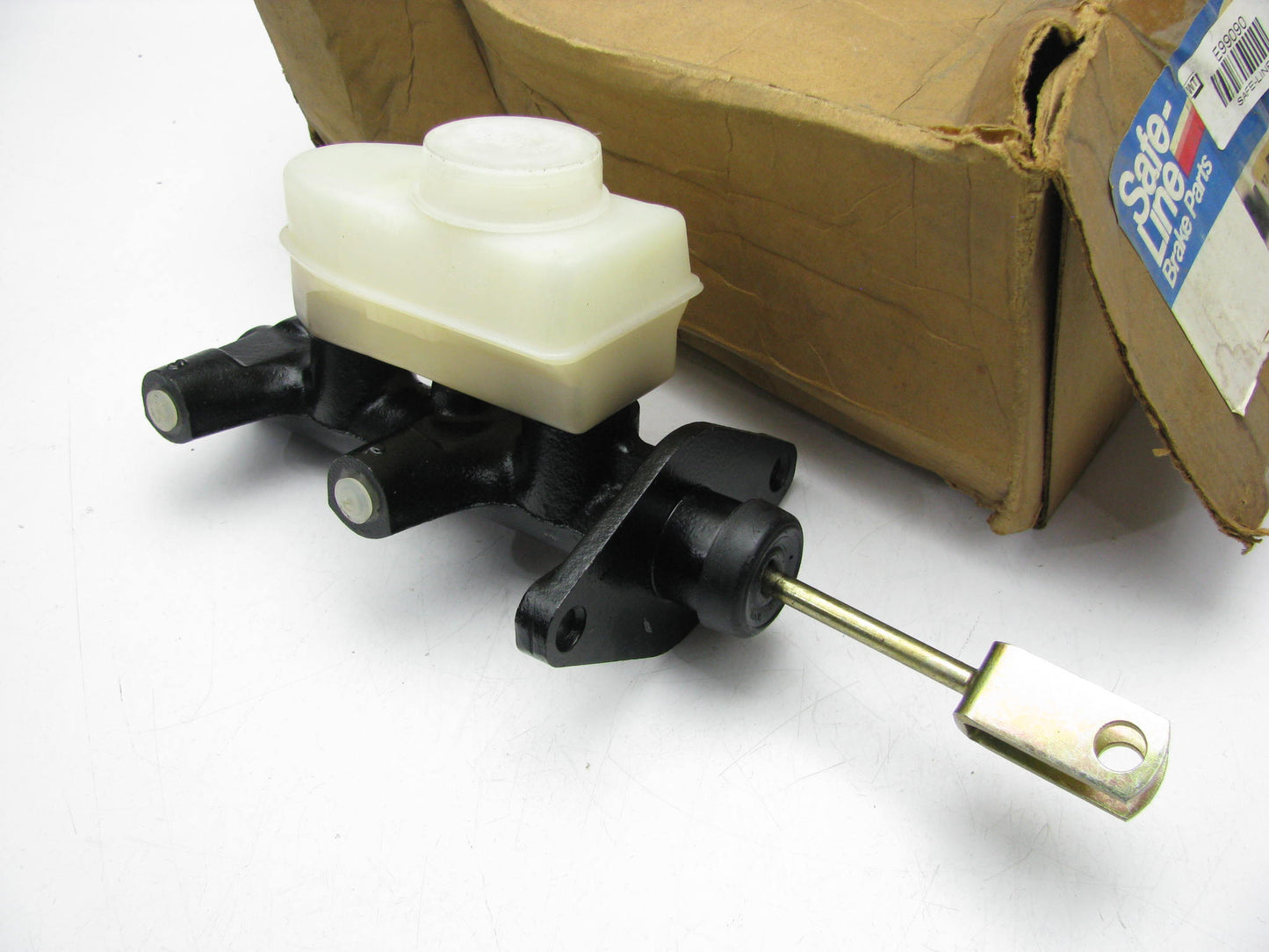 Safe-line E99090 Brake Master Cylinder For 78-80 Ford Fiesta - MANUAL BRAKES