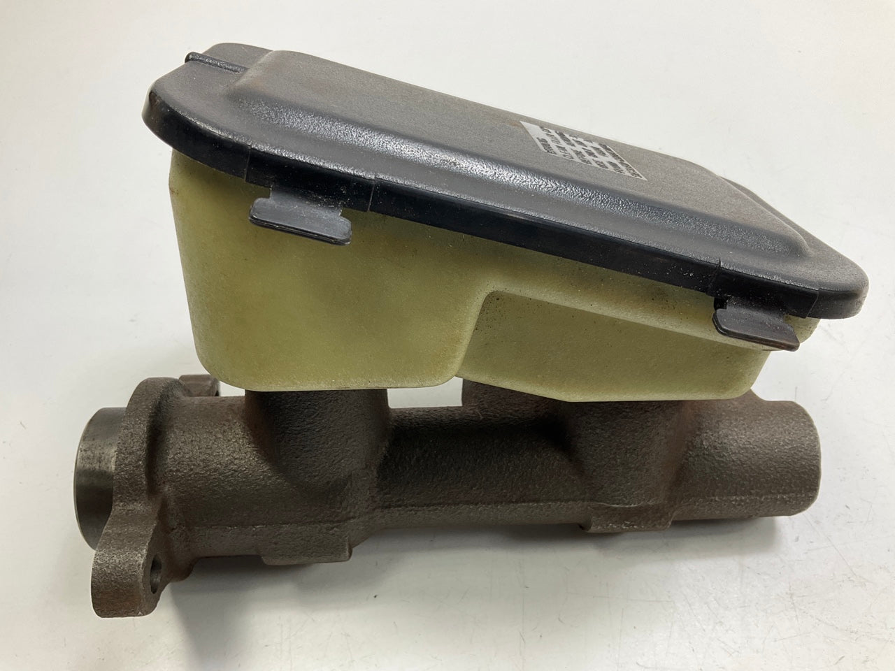 Safe-line M105800 Brake Master Cylinder With Reservoir