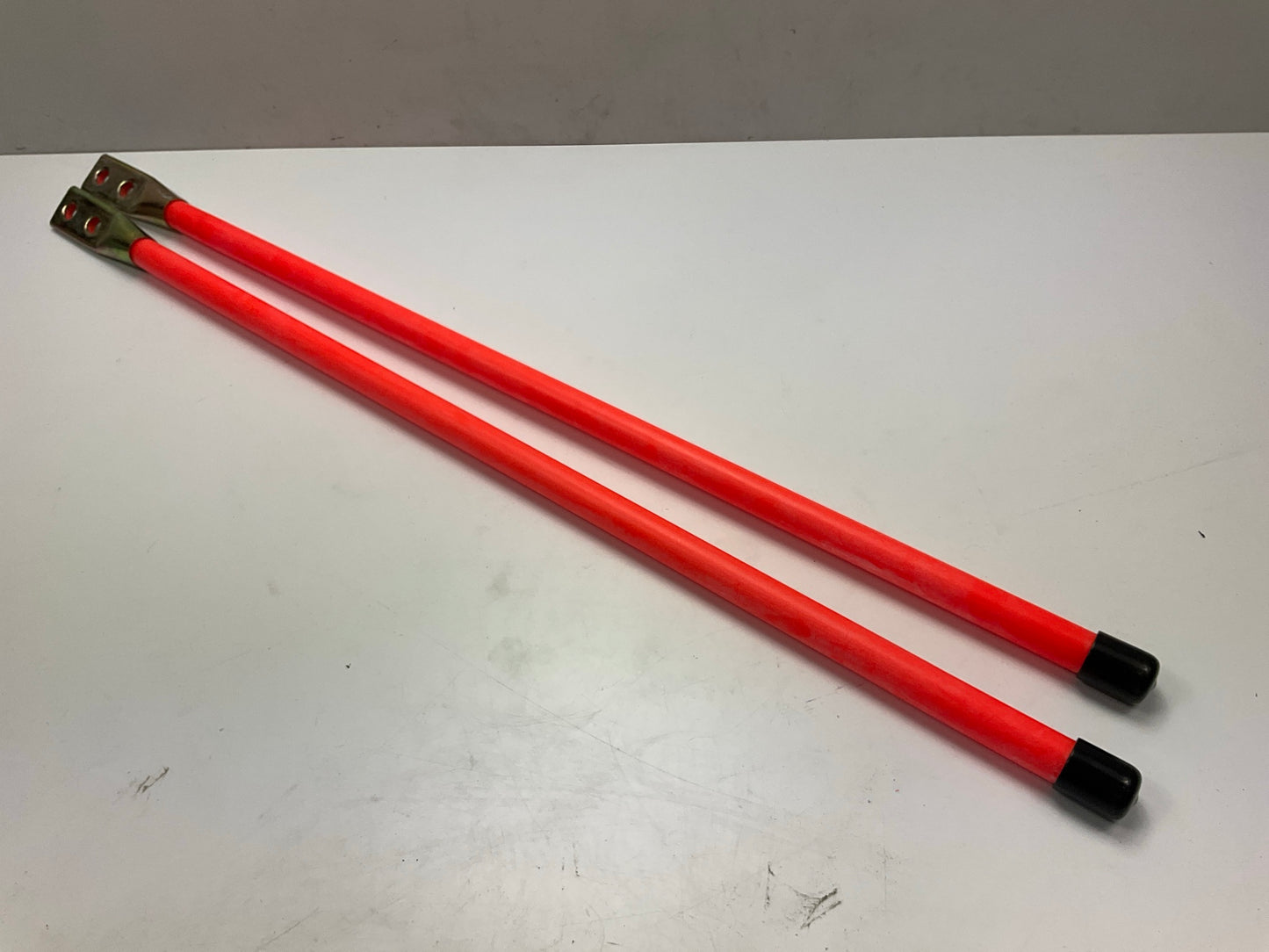 SAM 1308105 - 28'' Orange Bolt-on Bumper Marker Sight Rods - PAIR