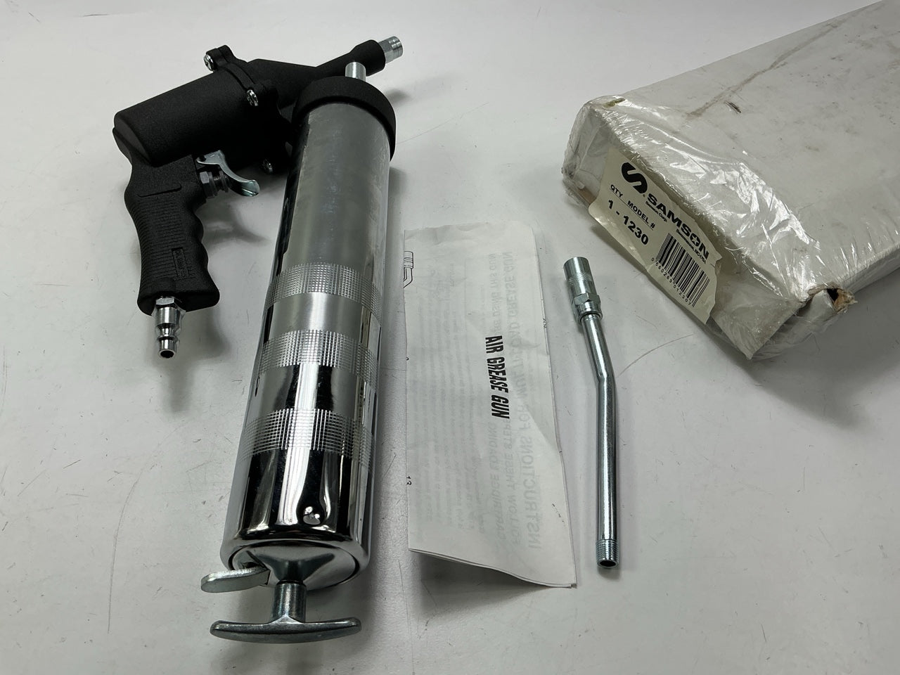 Samson 1230 - Standard Air Operated Grease Gun,  40 To 1 Ratio Air Motor