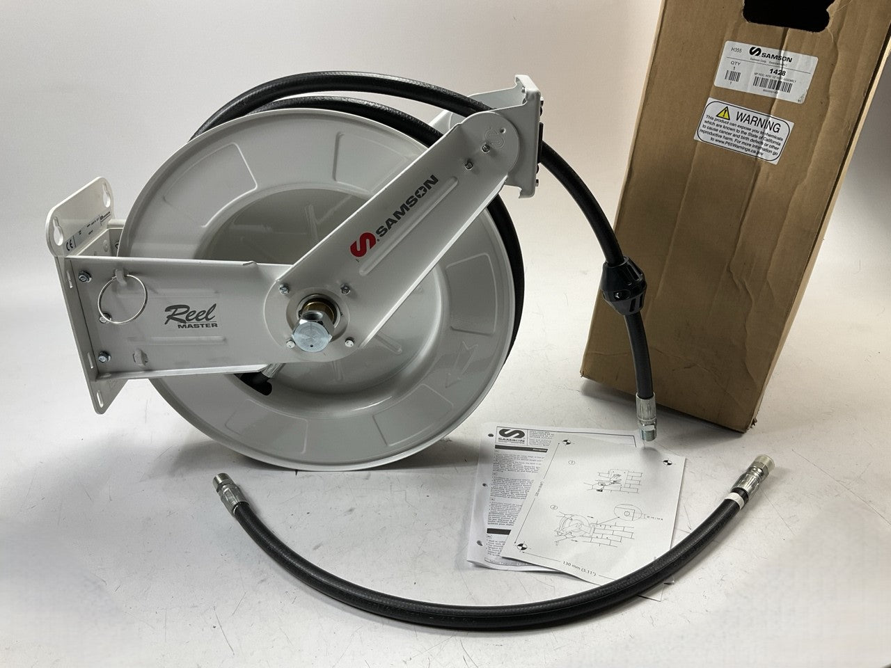Samson 1428 1400 Series Medium Pressure Reel W/ 30' X 1/2'' Hose, 2000 PSI