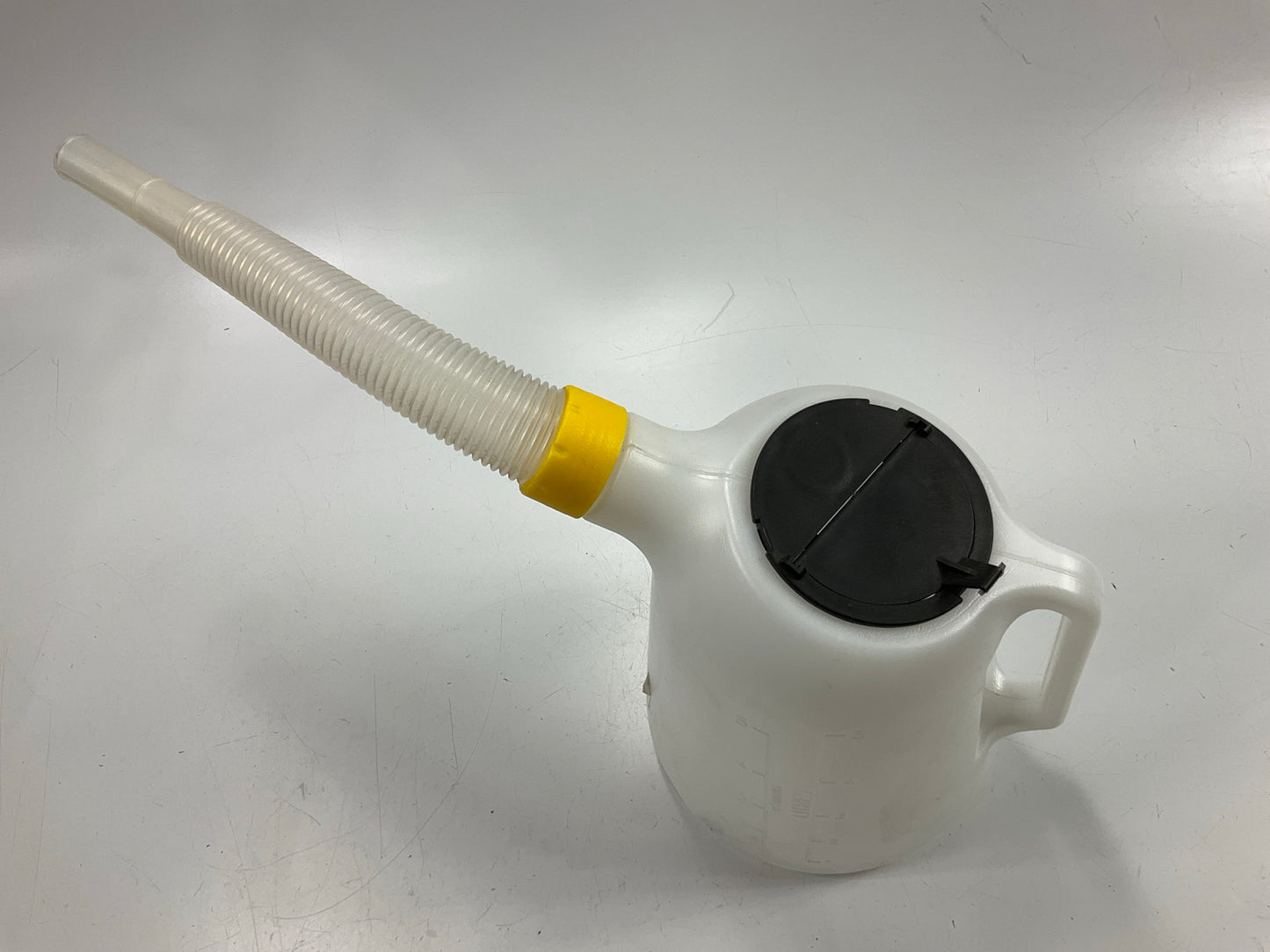 SAMSON 2377 Measuring Can, 5 Quart, Flex Spout Funnel Measure Can