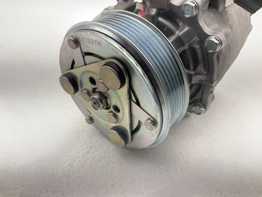 Sanden 4914 OEM A/C Compressor With Clutch - 01-05 Honda Civic W/1.7l Engine