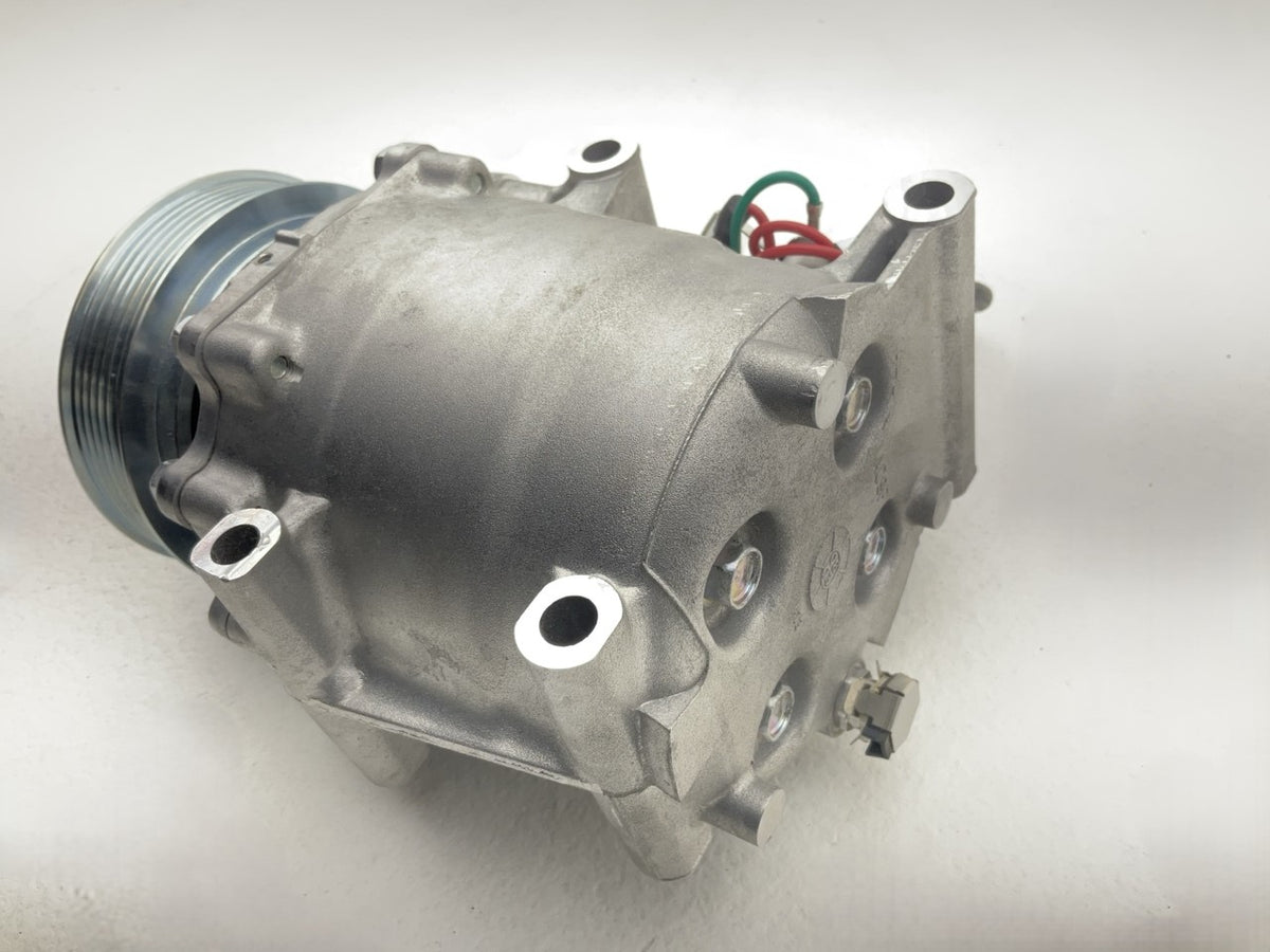 Sanden 4914 OEM A/C Compressor With Clutch - 01-05 Honda Civic W/1.7l Engine