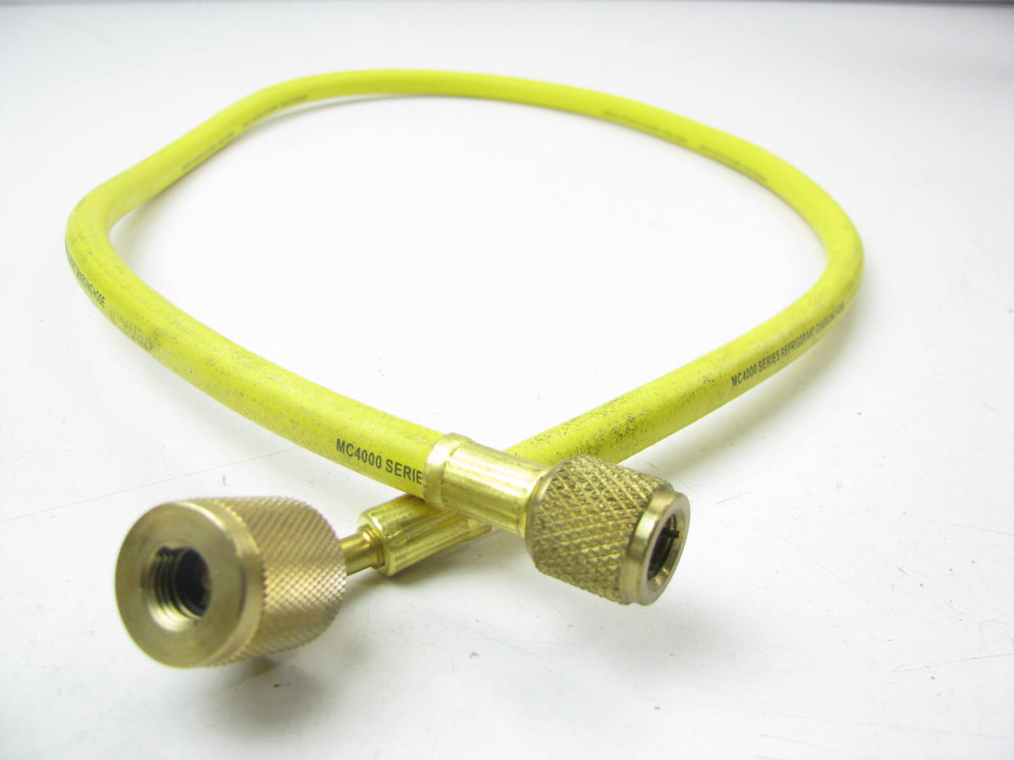 Santech MT1284 Vintage Yellow Refrigerant Hose 36'' With Anti-Blowback