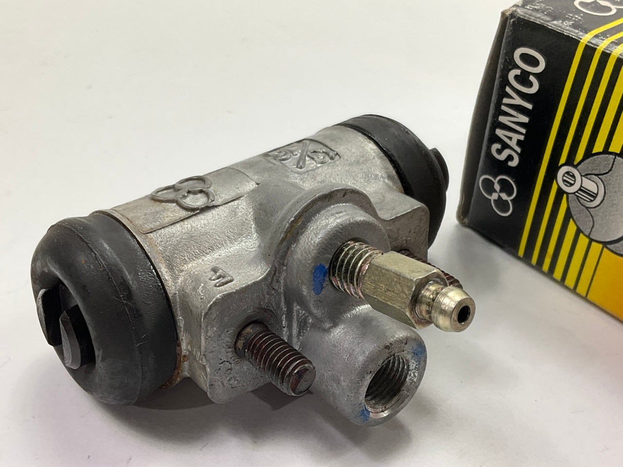 Sanyco 43300-SE0-013 Drum Brake Wheel Cylinder For 1986-1988 Honda Accord