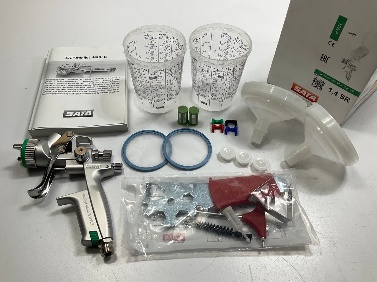 SATA 198192 Minijet 4400B HVLP 1.4 Paint Spray Gun Kit