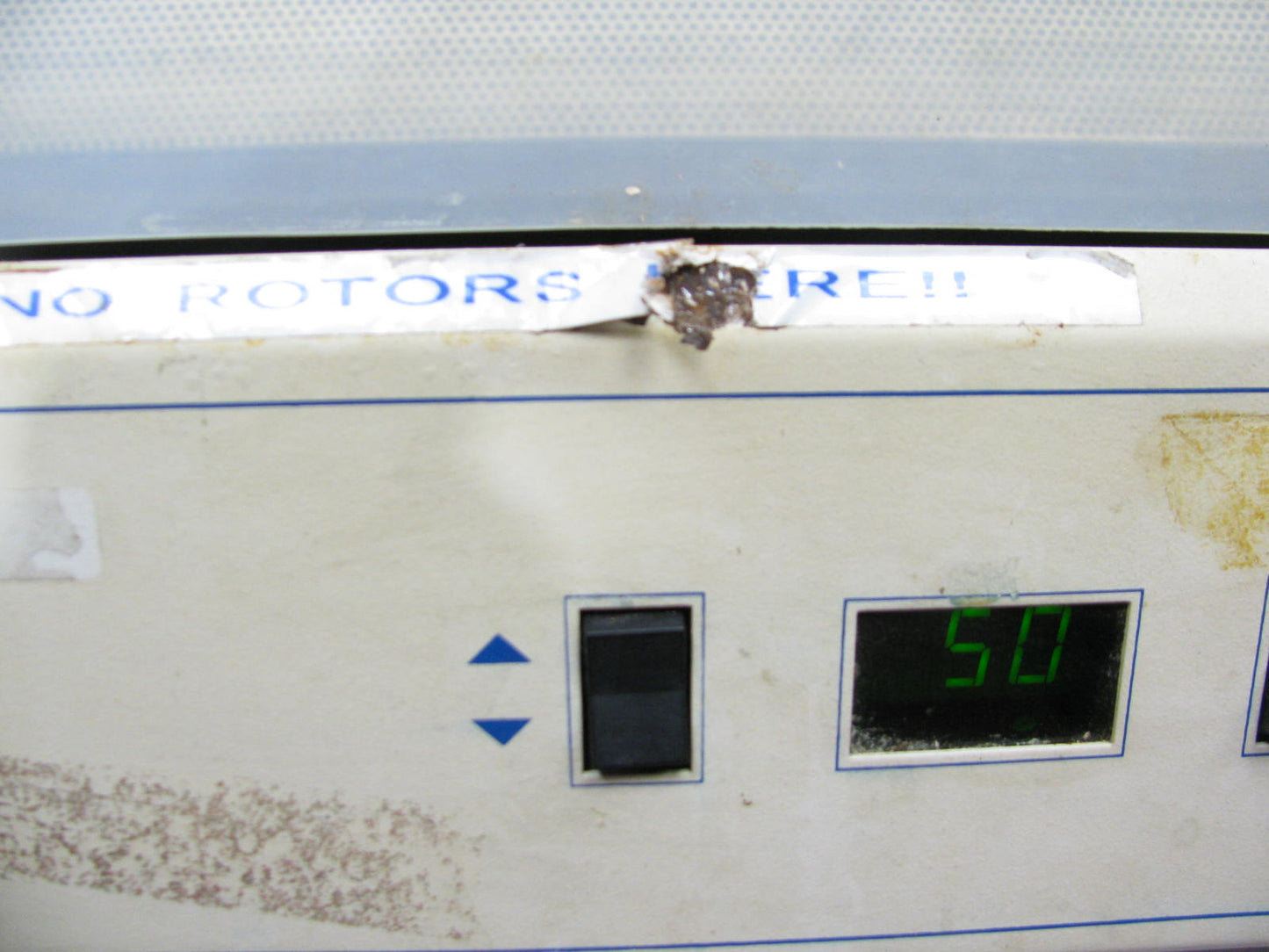 USED - COSMETIC DAMAGE Savant Slab Gel Dryer Model SGD2000 115V WORKS WELL