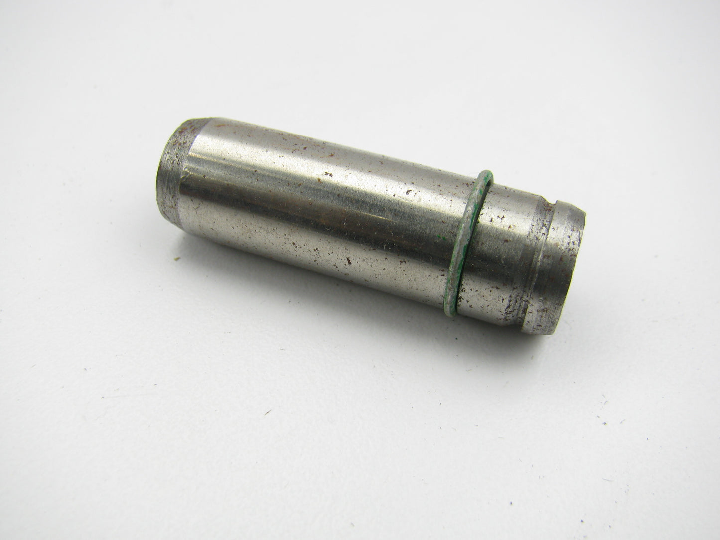 (8) Sb International 140-7429N Engine Valve Guides - Intake Side