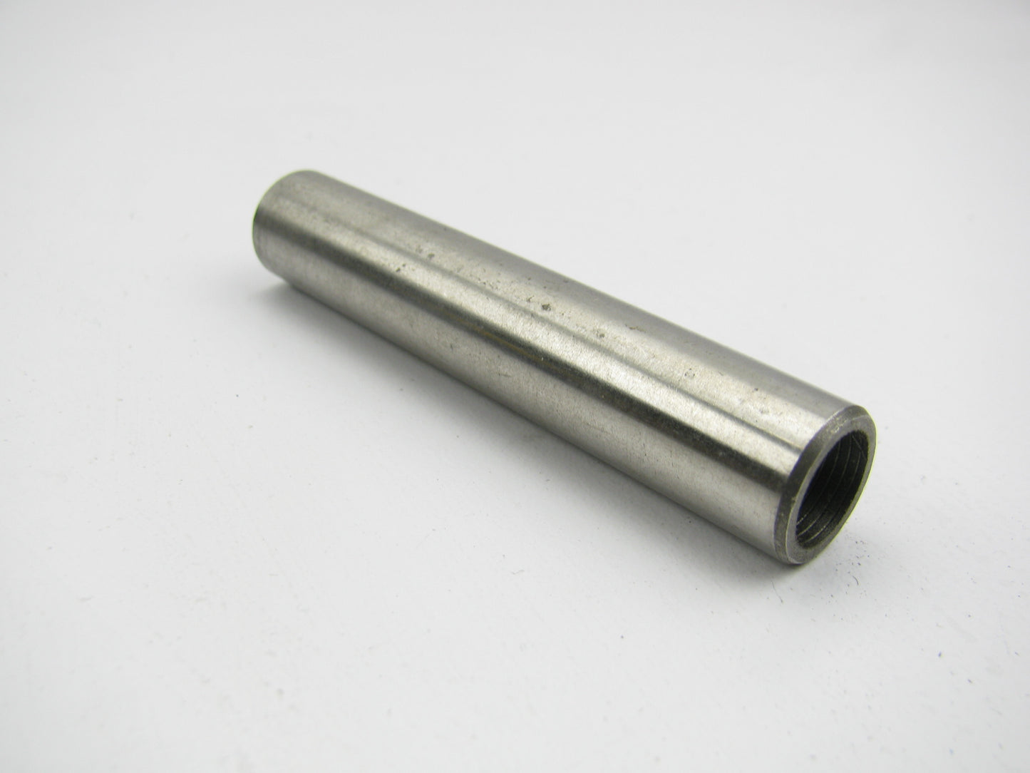 (8) Sb International 140-9554 Valve Guides - Intake Side