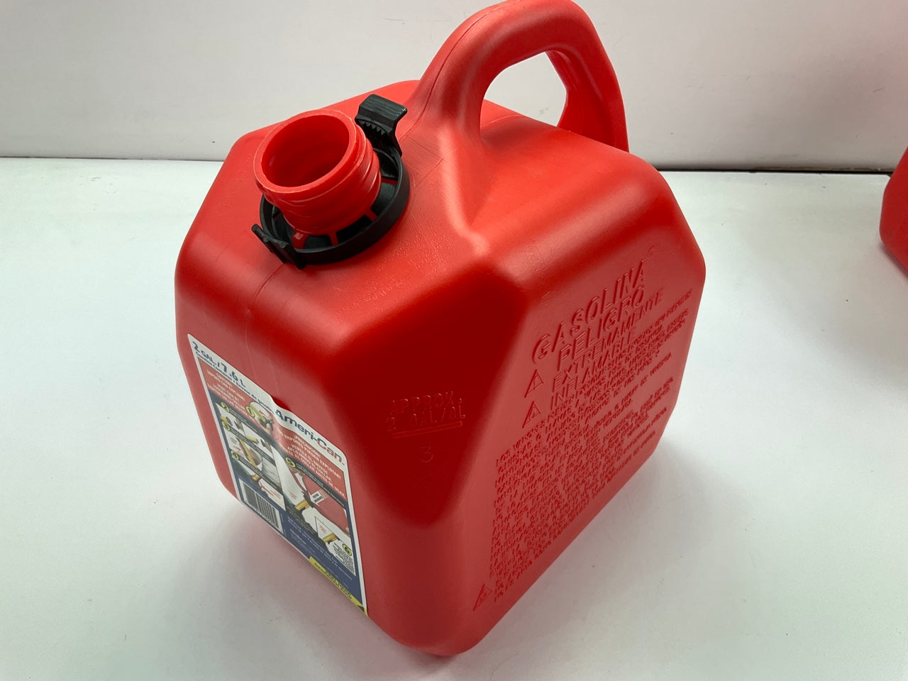(4) Scepter 00002 Portable Gas Cans, 2 Gallon Capacity, Polyethylene, Red