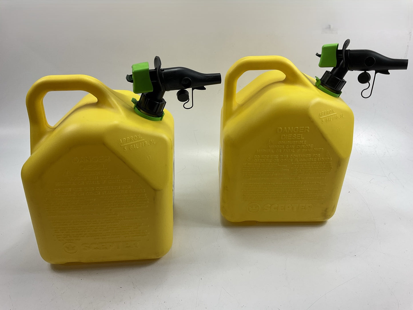 (2) Scepter FR1D501 5 Gal Diesel Can 5 Gallon HDPE Plastic Canister Gas Canister