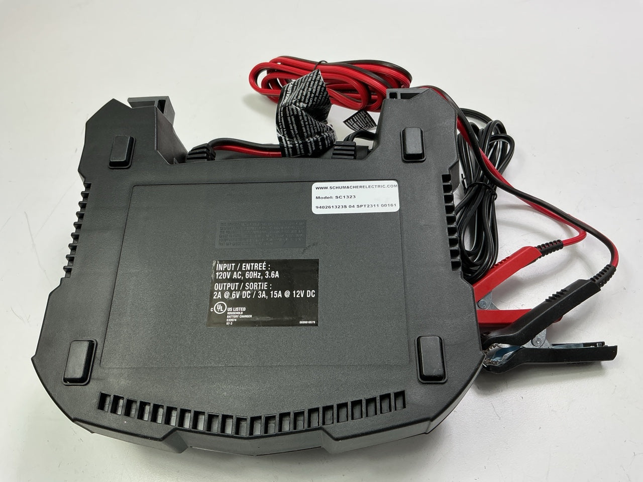 Schumacher SC1323 4-in-1 15-Amp 6-Volt/12-Volt Fully Automatic Battery Charger