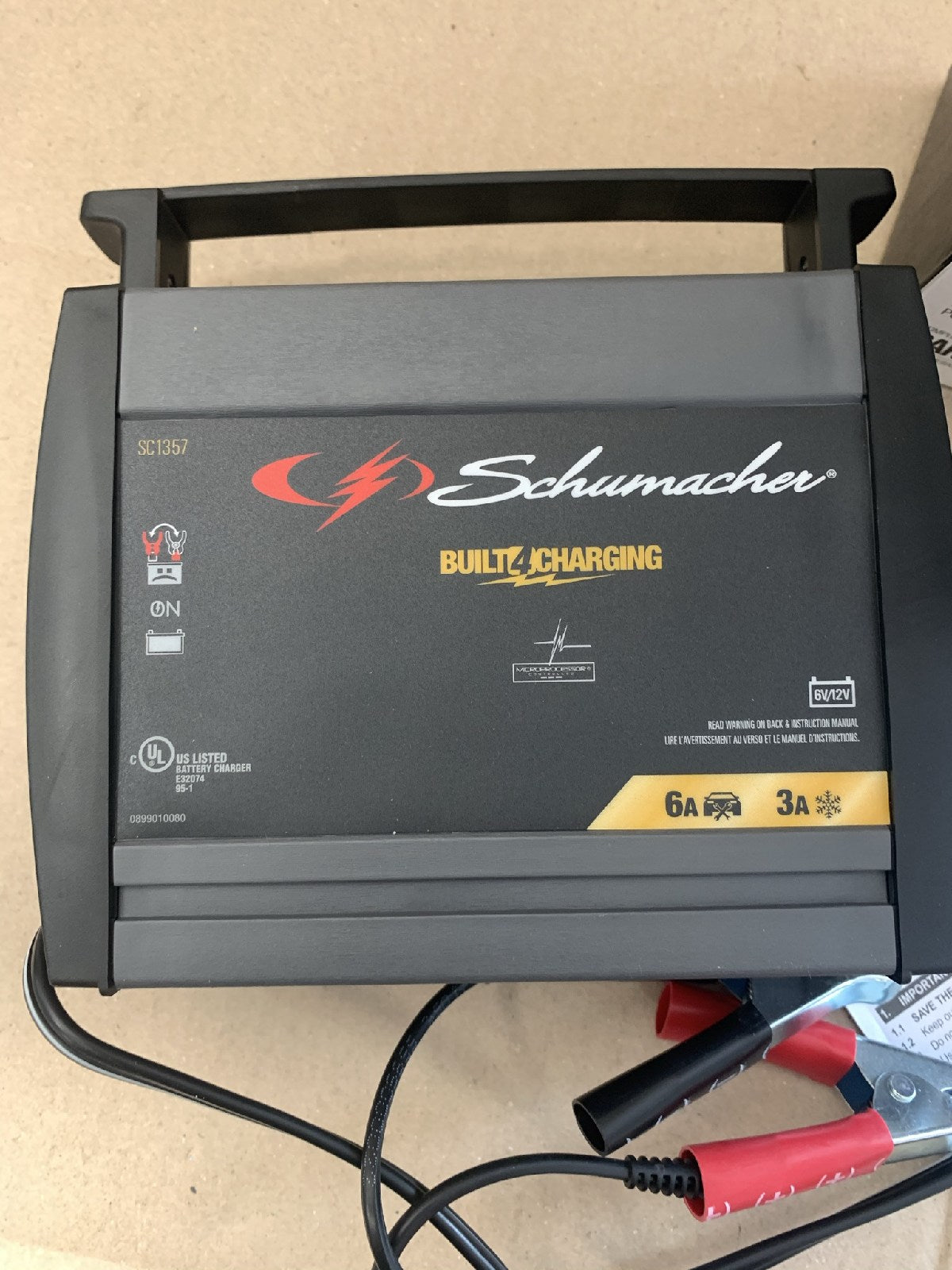 Schumacher SC1357 6A 6 Amp Fully Automatic Battery Charger, 3 Amp Maintainer