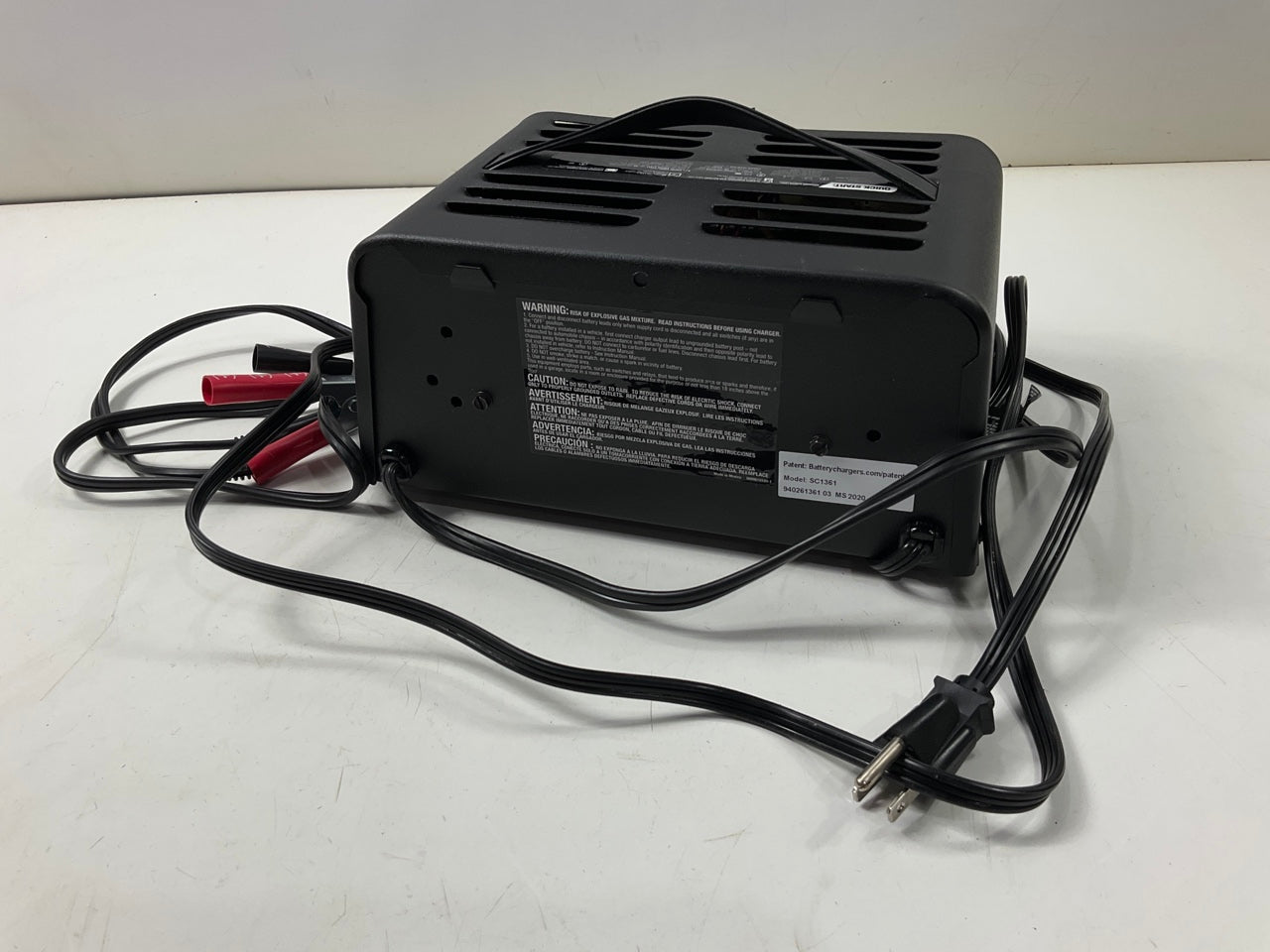 Schumacher SC1361 2 AMP Fully Automatic Battery Charger / Engine Jump Starter