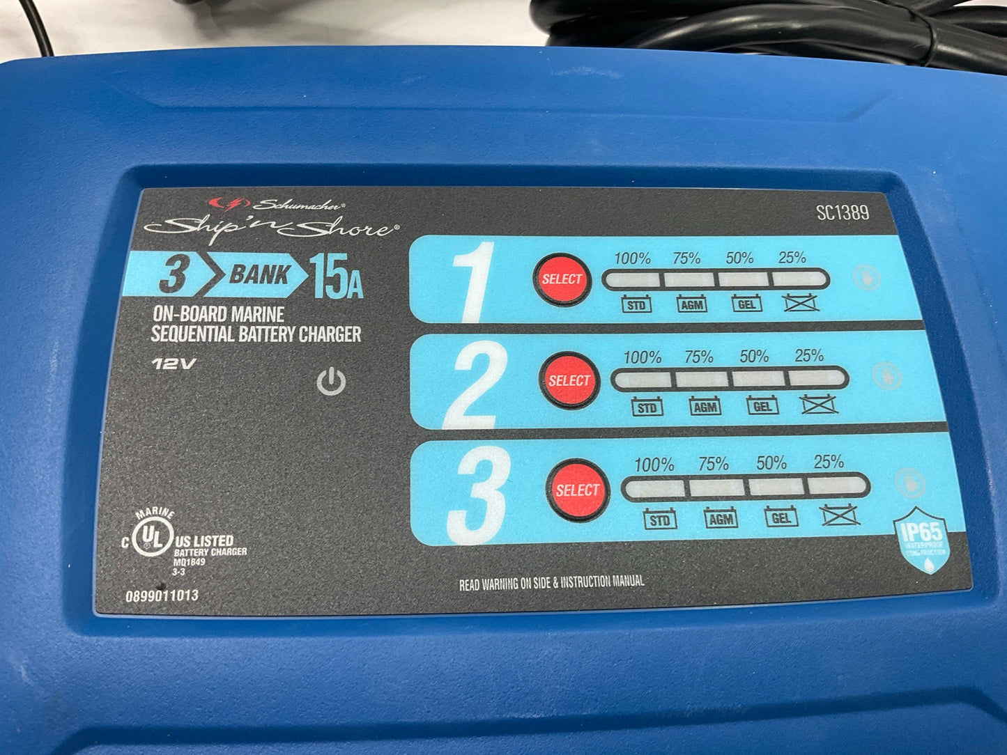 Schumacher Boat Battery Charger Shore Marine 12V 15A 3-Bank On-Board Sequential