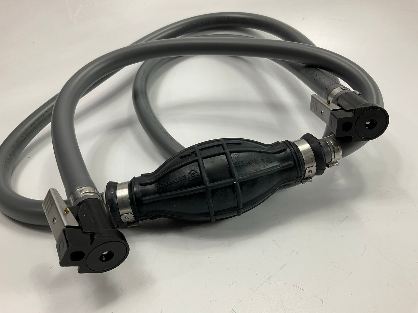 Seachoice 21371 Fuel Line W/ Primer Bulb For Johnson Evinrude Low Perm