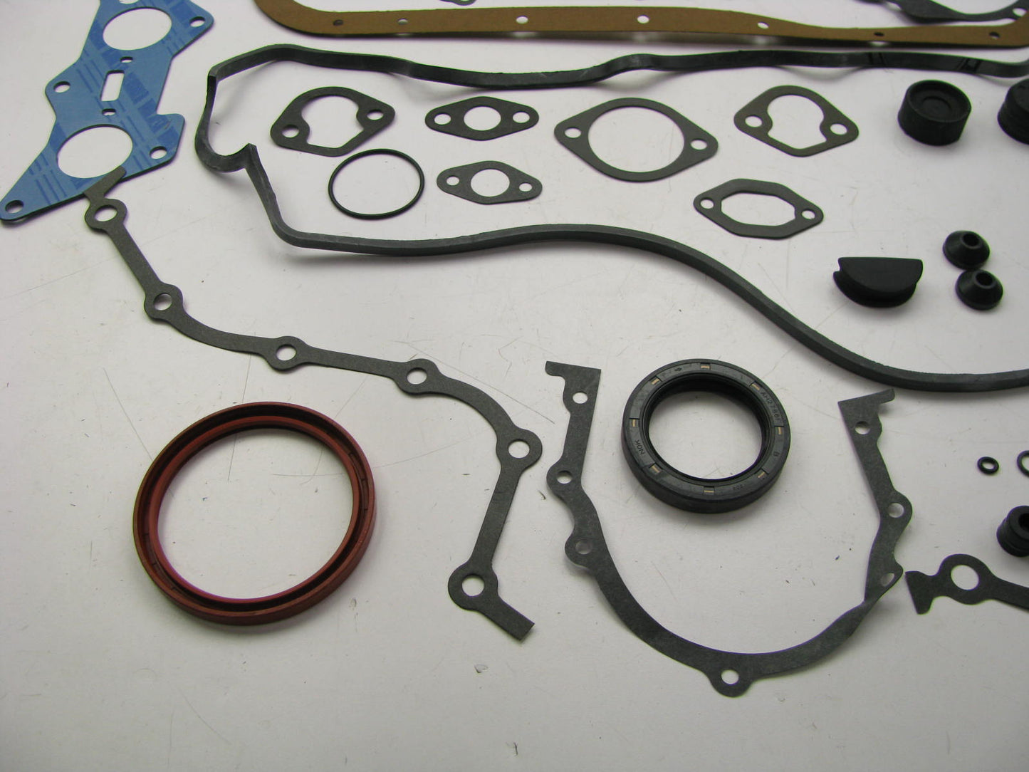 Sealed Power 260-1603 Full Engine Gasket Set For Mitsubishi 2.6L