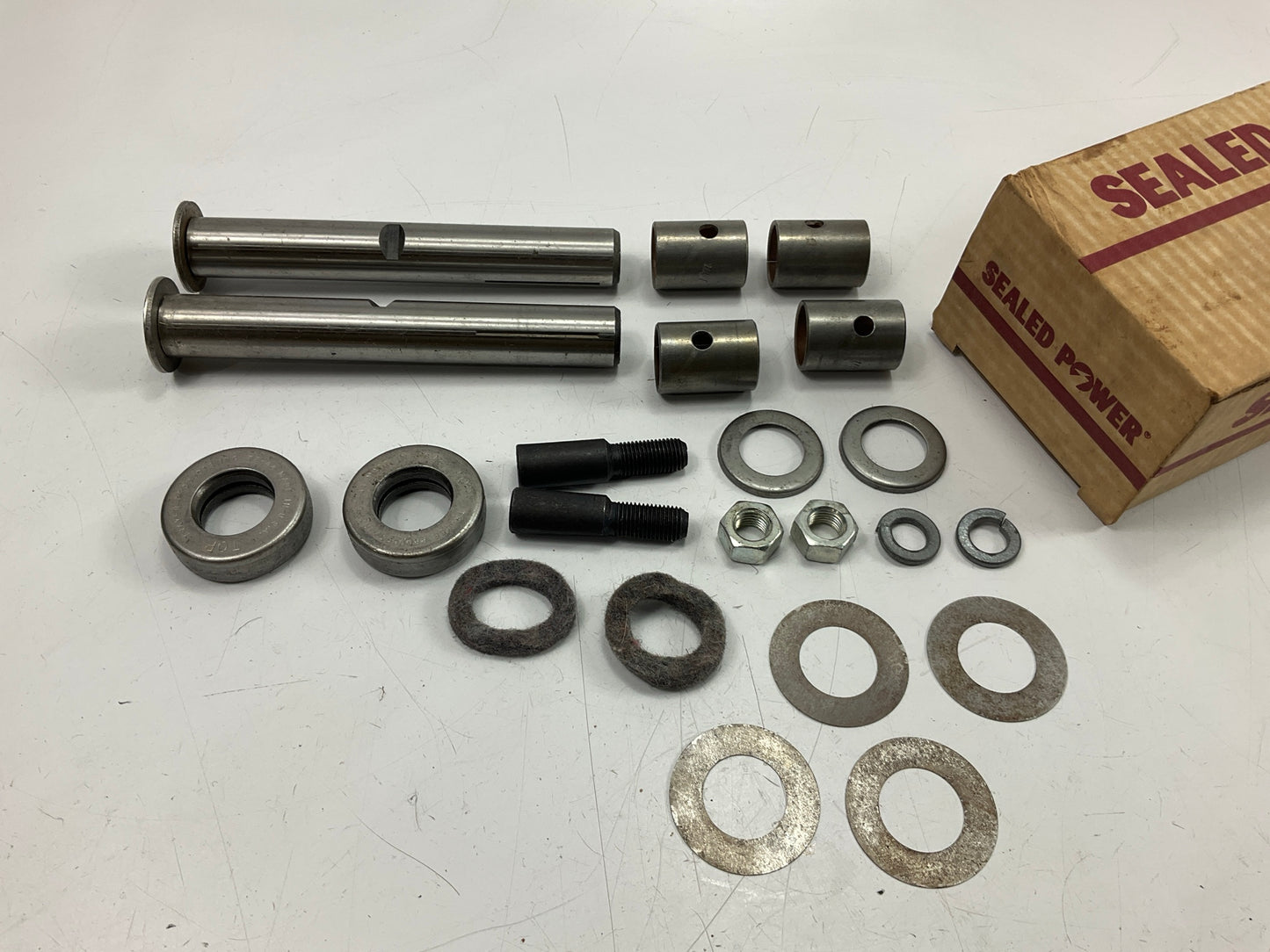 Sealed Power 808-365N-10 King Pin Bolt Set 0.010'' Oversize