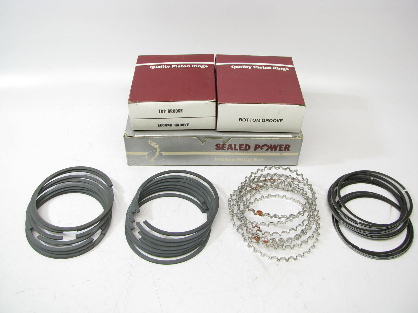 Sealed Power 9113X Engine Piston Rings - Standard Size