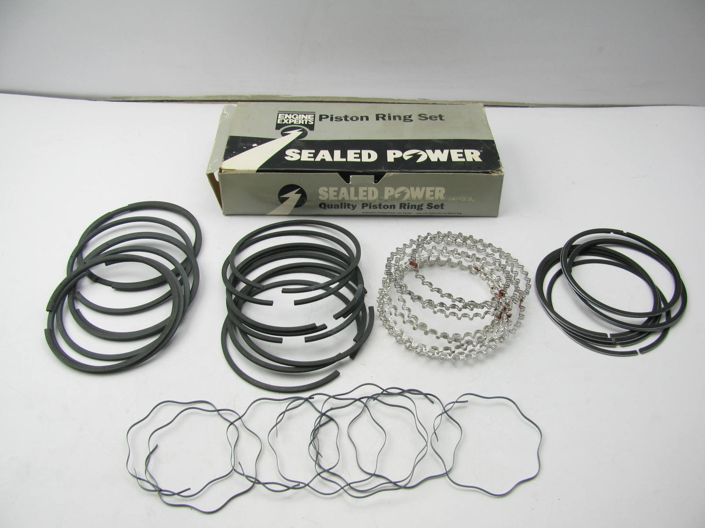 Sealed Power 9448X Piston Rings STD For Chrysler Industrial H413 HB413 HT413