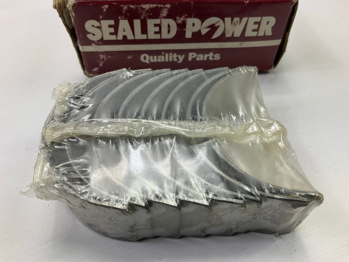(4) Sealed Power CB1220S Connecting Rod Bearings - Standard Size