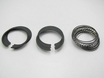 FORD 359 361 389 391 LN600 B700 F600 V8 Truck 0.040'' Piston Rings E355K-040