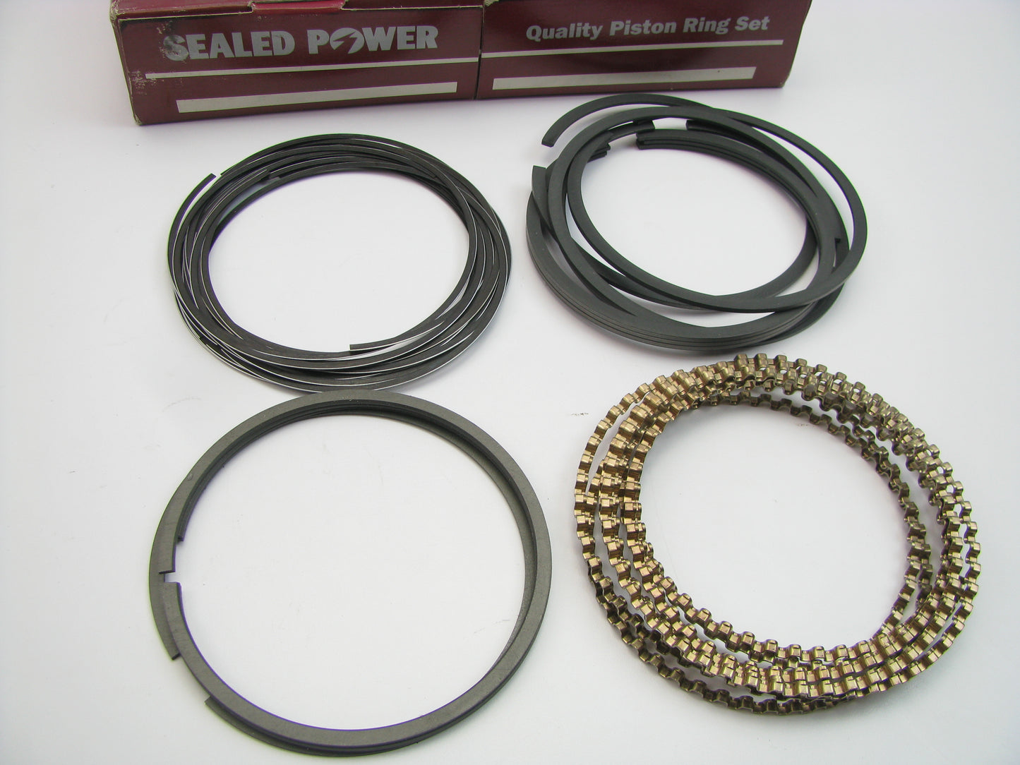 Sealed Power E530K Engine Piston Rings - Standard 1990-1997 Chevrolet 350-V8