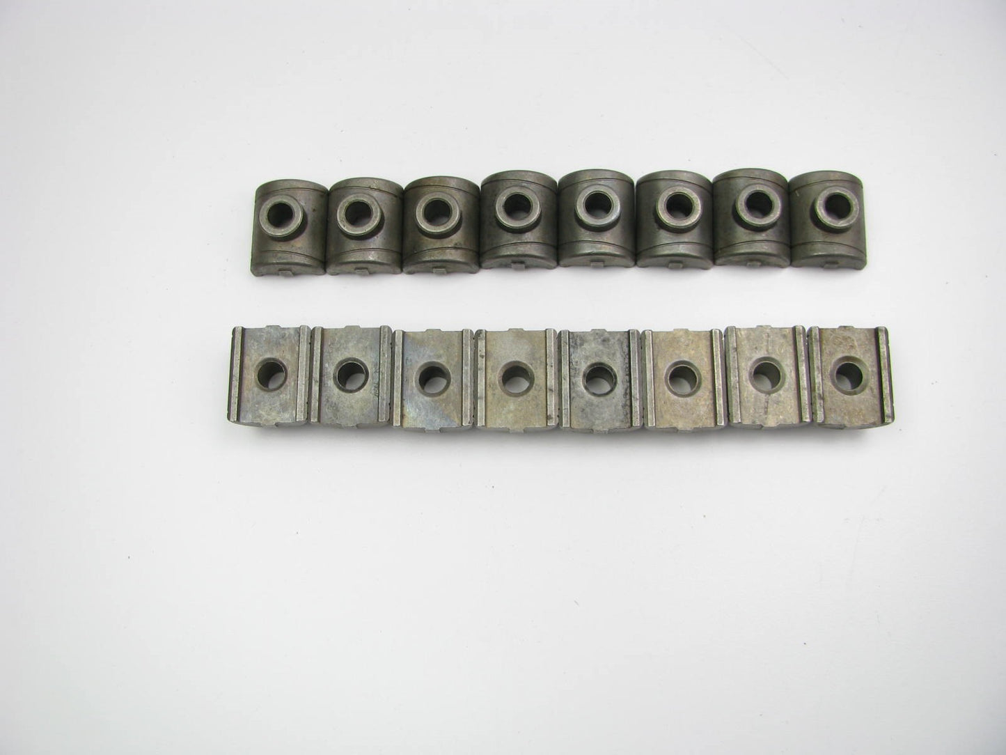 (8) Sealed Power MR-1909 Rocker Arm Pivot Sets For 1973-86 Jeep AMC 304 360 401