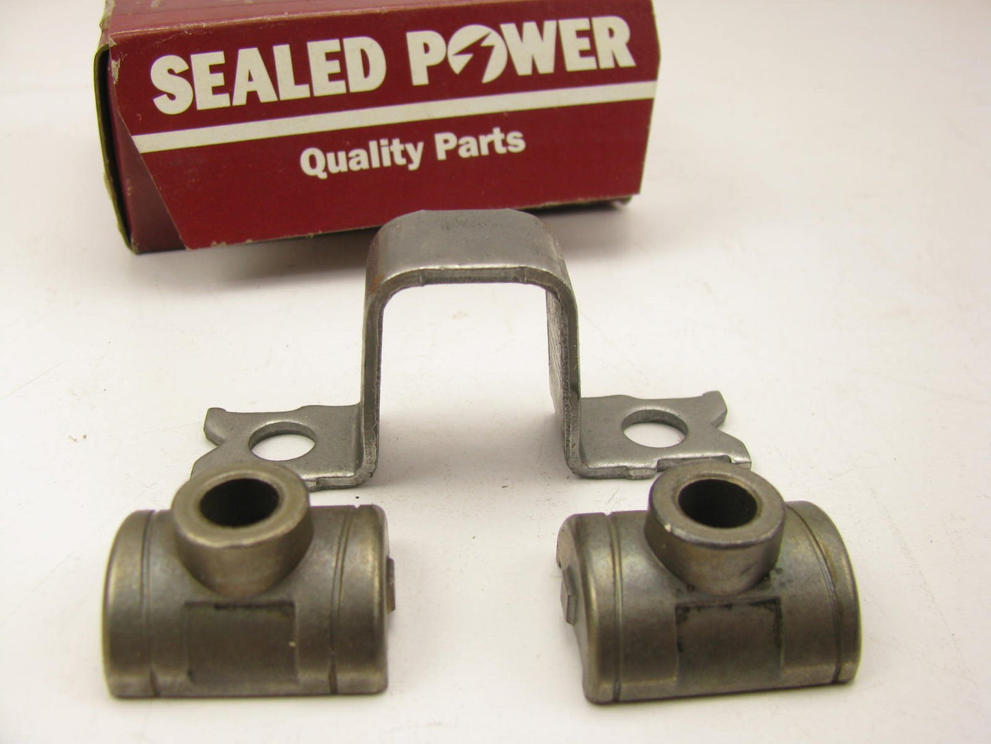 Sealed Power MR-1909 Engine Rocker Arm Pivot /bridge