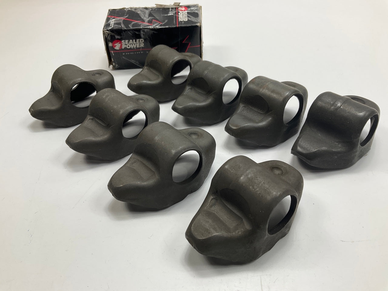 (8) Sealed Power R-862 Right Engine Rocker Arm For  Chrysler 273 318 340 360-V8