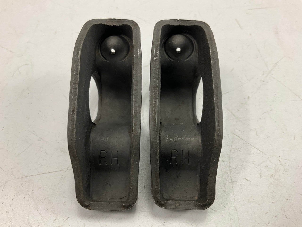 (2) Sealed Power R-869 Right Engine Rocker Arm 1975-85 Buick 3.0L 3.2L 3.8L 4.1L