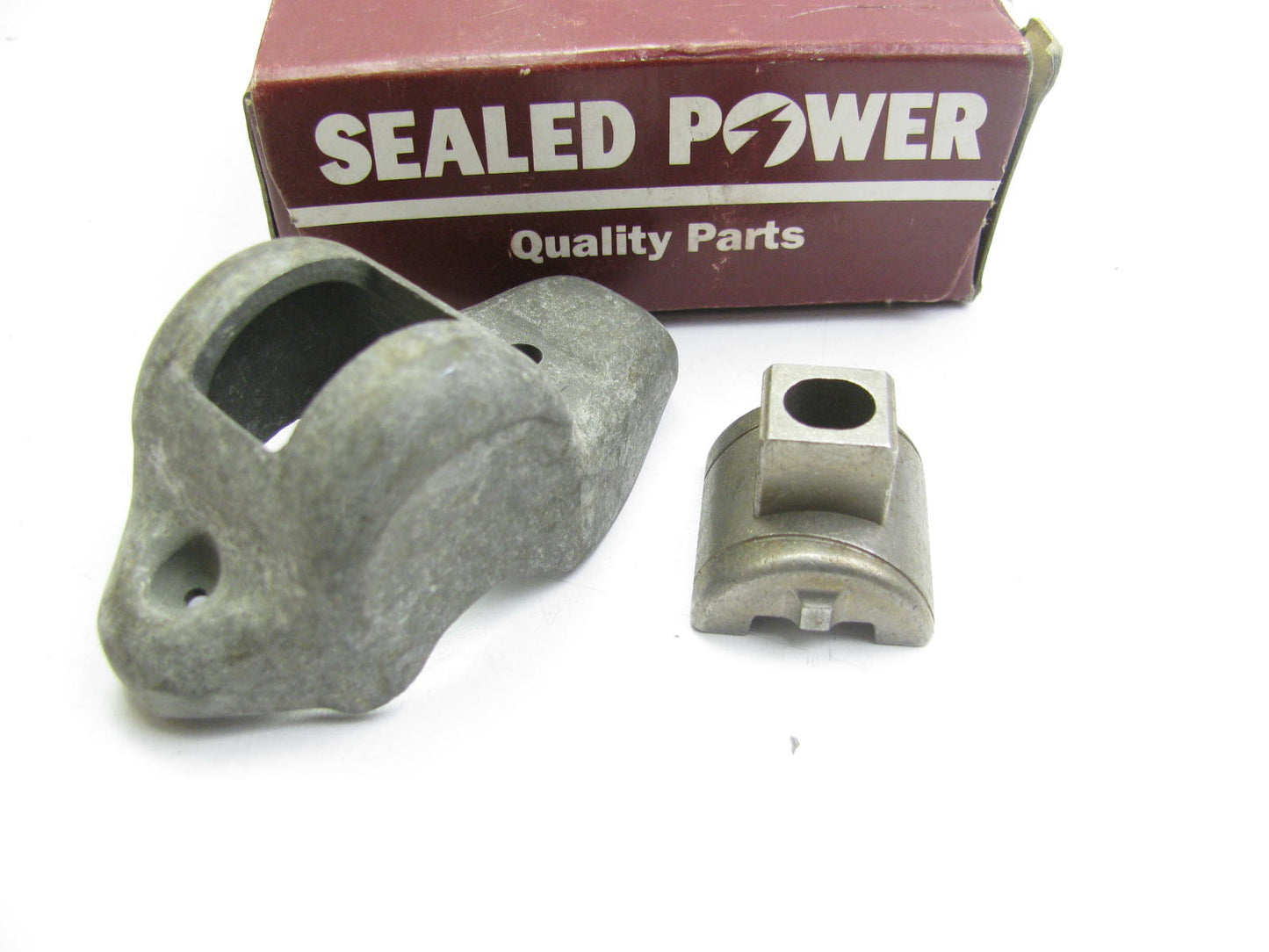 Sealed Power R-879 Rocker Arm Kit for 1978-2000 Ford Mercury 4.2L 5.0L 5.8L
