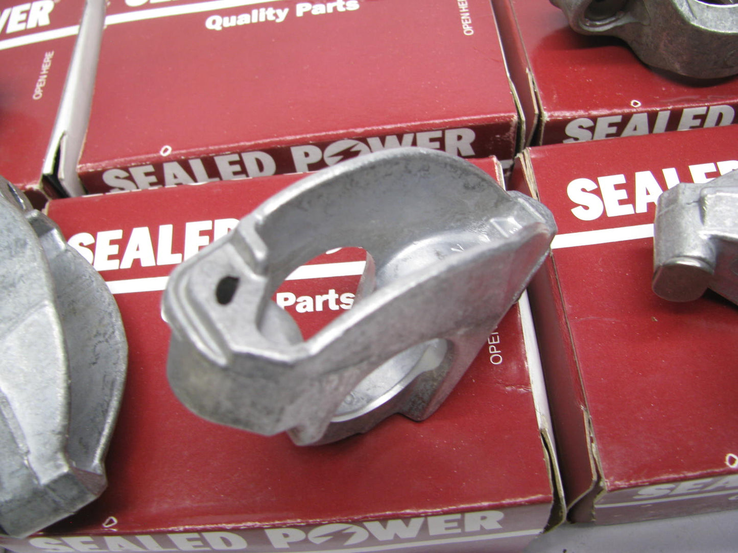 (8) Sealed Power R860 Engine Rocker Arms For 1970-72 Jeep Buick 250 350 455 V8