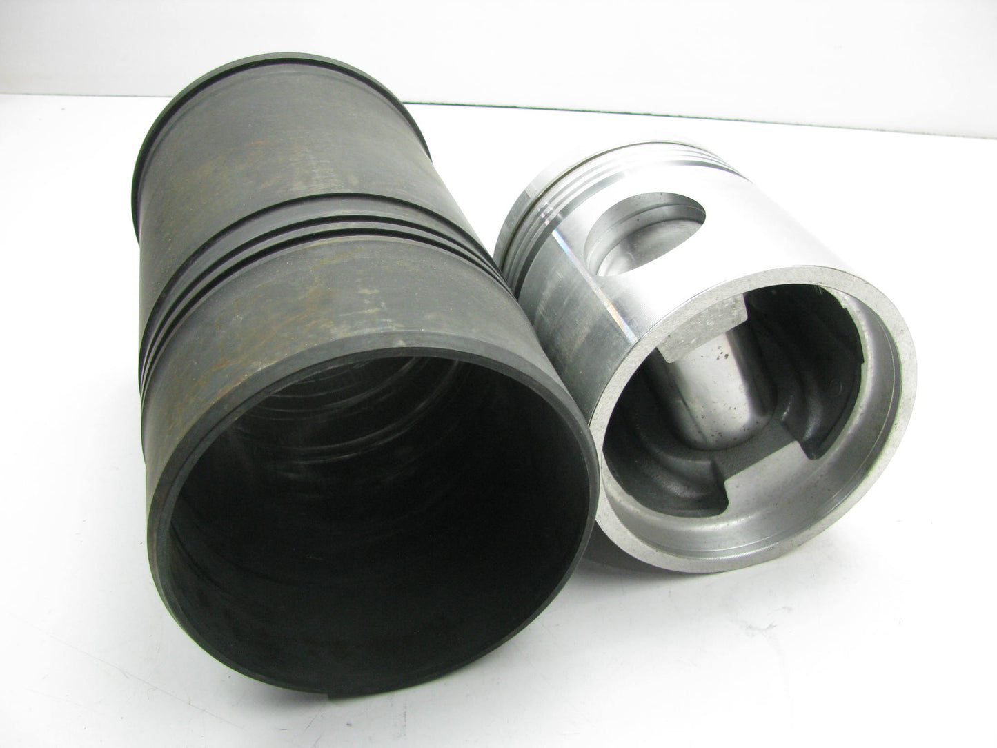Sealed Power SL-2741GL-10 Engine Piston & Sleeve Kit For Cummins G855 Rio Grande