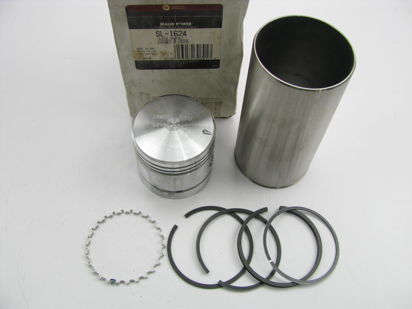 Sealed Power SL1624 Engine Piston & Cylinder Kit - 1932-1952 Ford Tractor 120