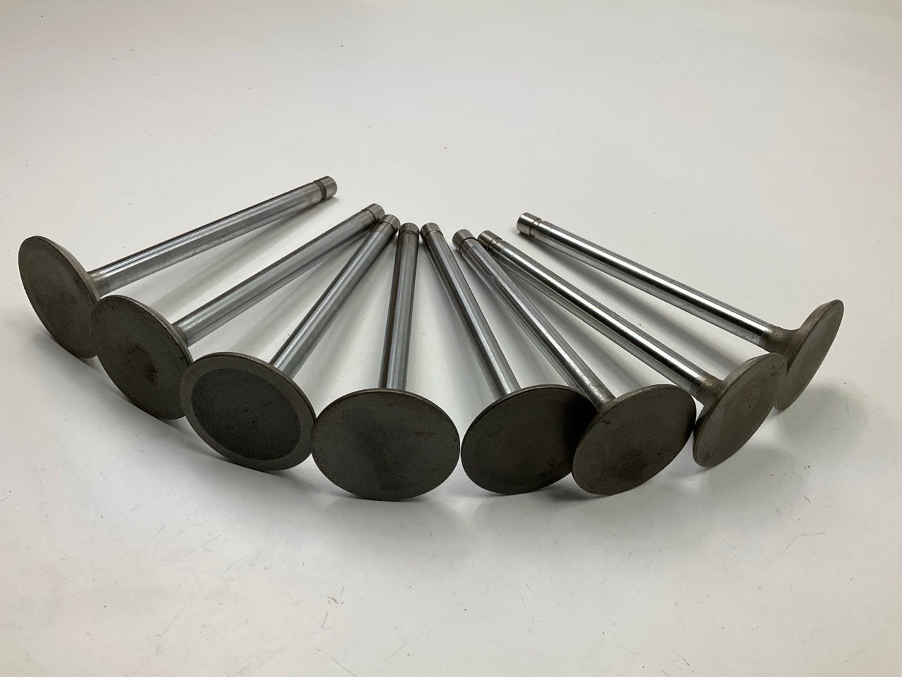 (8) Sealed Power V-2066 Intake Valves - 1964-1977 Ford 330 HEAVY DUTY Truck