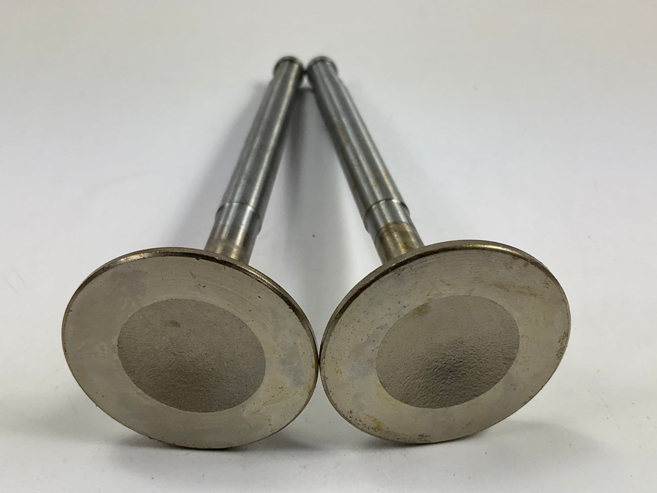 (2) Sealed Power V-4125 Engine Exhaust Valve For 1975-1977 Buick Pontiac 350-V8