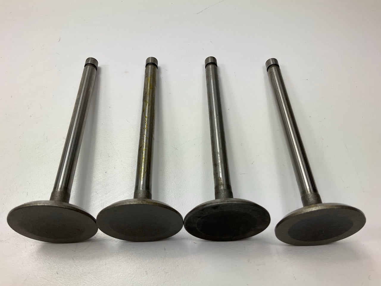 (4) Sealed V1767 Engine Intake Valve For 1969-1971 Ford 428-V8, 1964-77 330-V8