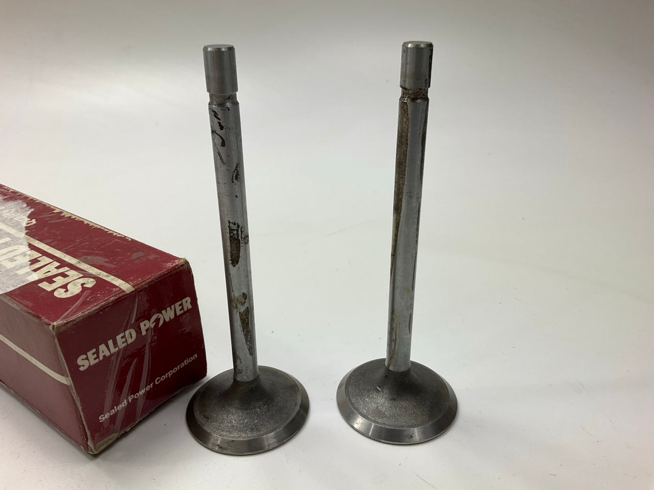 (2) Sealed Power V1932-3 Engine Intake Valve +.003'' For 1969-1978 Ford 302-V8