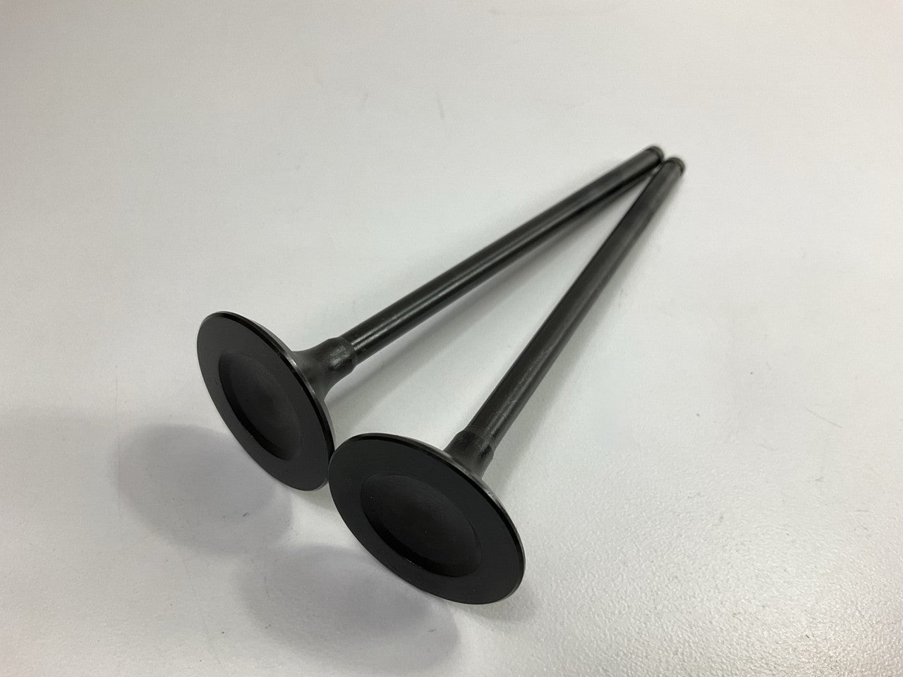 (2) Sealed Power V4370 Engine Intake Valves For 1992-2005 Honda Civic